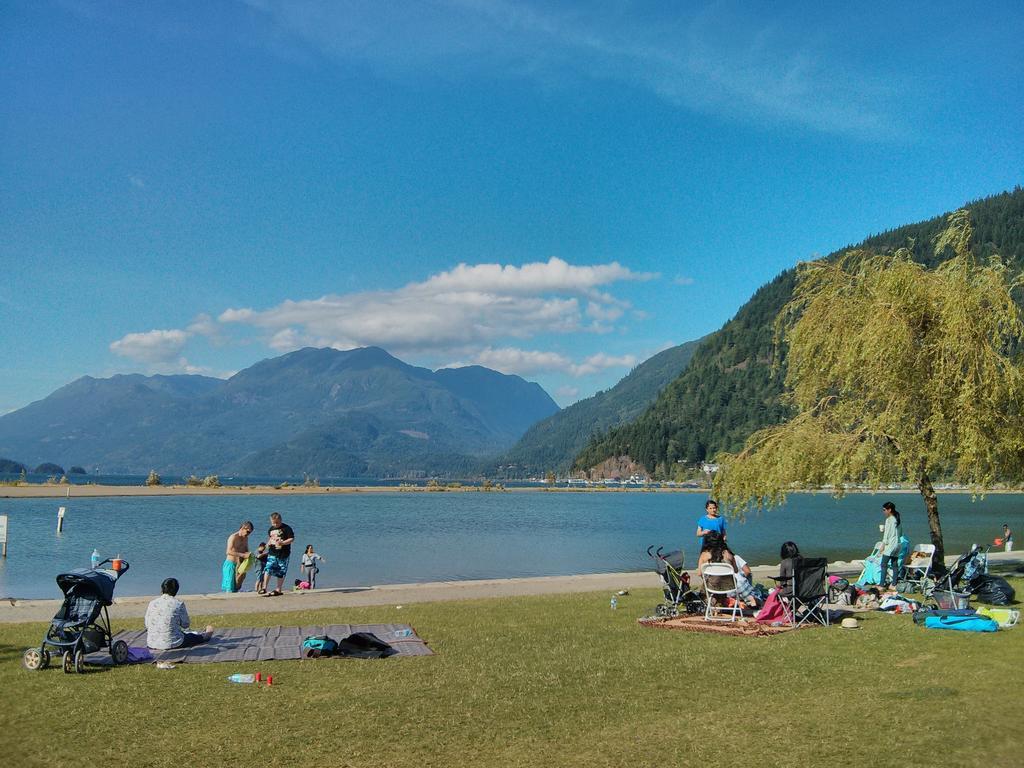 Harrison Lake Hotel Harrison Hot Springs Exterior foto